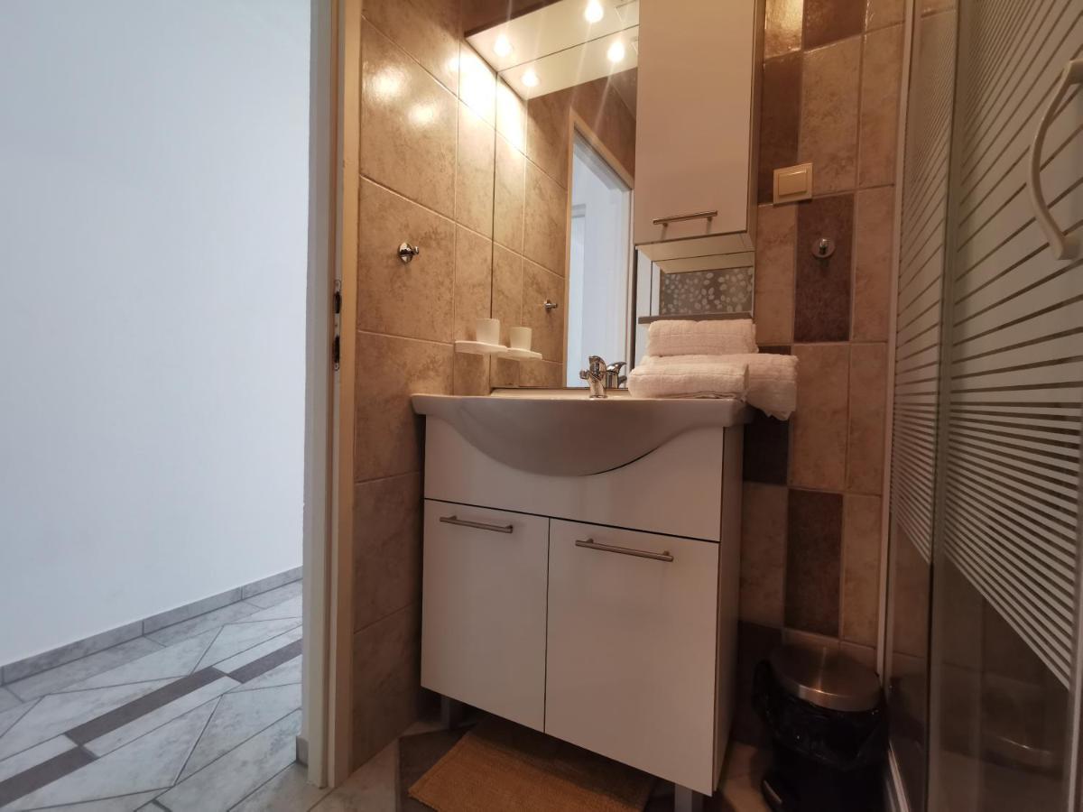 Apartments Villamare Grebastica Ngoại thất bức ảnh