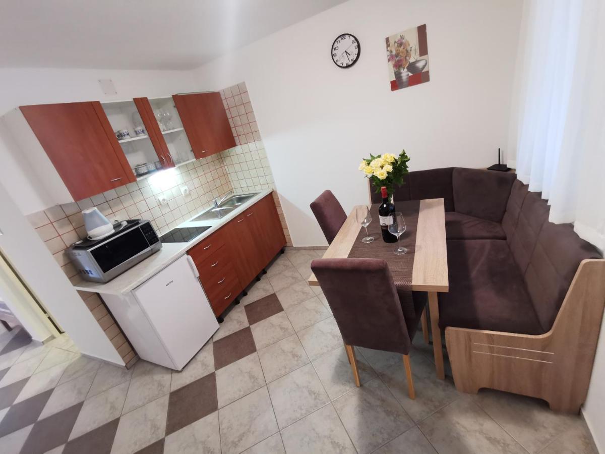 Apartments Villamare Grebastica Ngoại thất bức ảnh