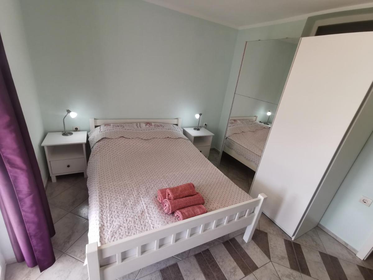 Apartments Villamare Grebastica Ngoại thất bức ảnh