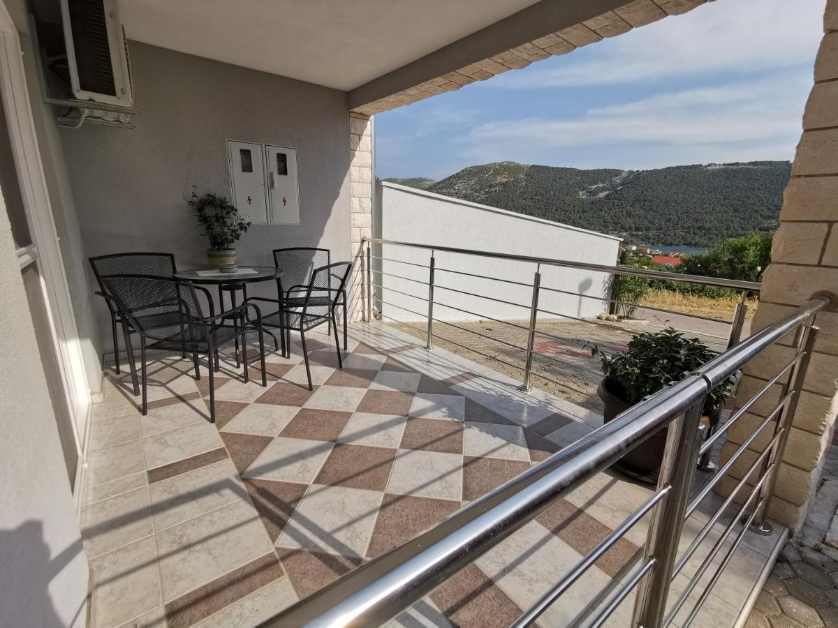 Apartments Villamare Grebastica Ngoại thất bức ảnh