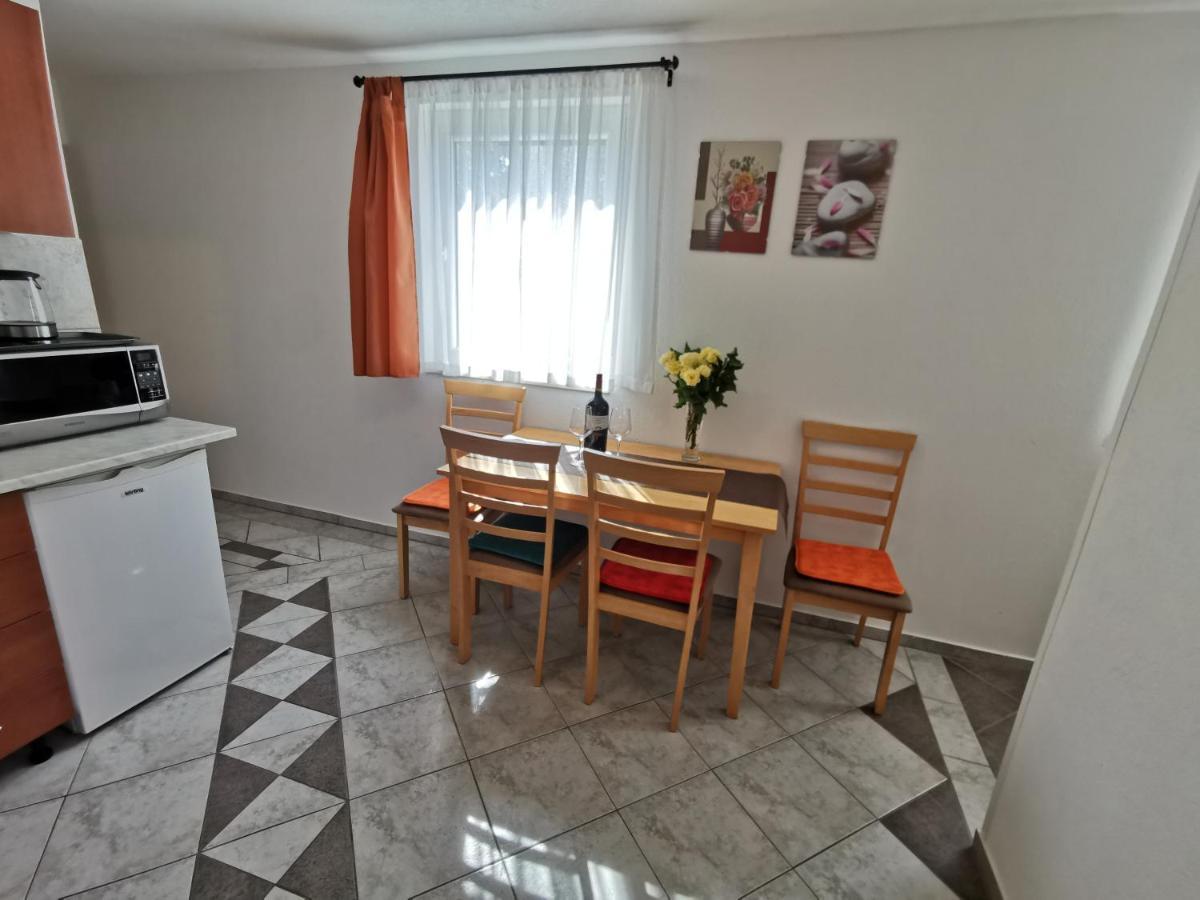 Apartments Villamare Grebastica Ngoại thất bức ảnh