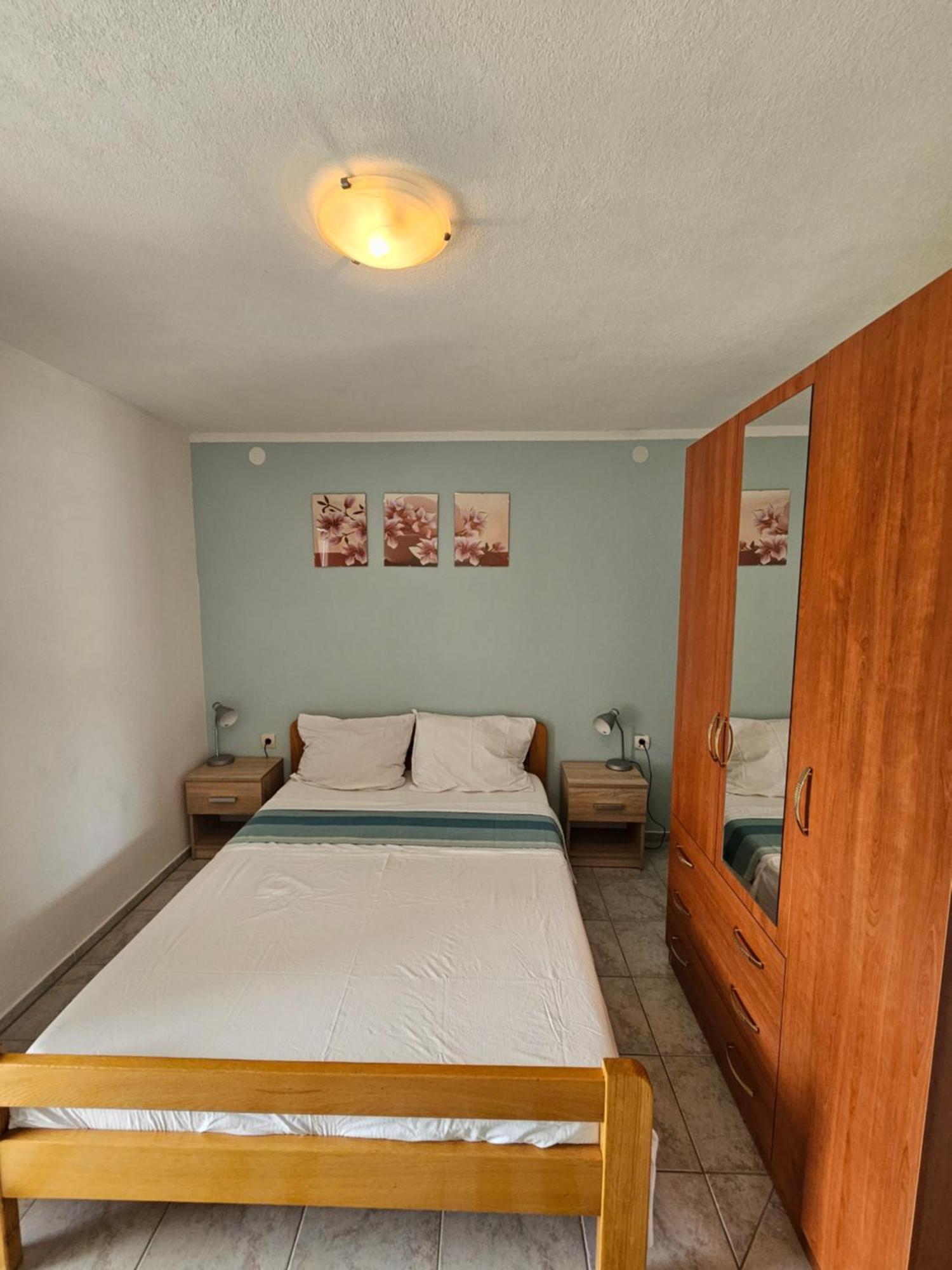 Apartments Villamare Grebastica Ngoại thất bức ảnh
